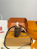ルイヴィトンバッグ LOUIS VUITTON 2026新作 化粧ポーチ