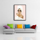 Audrey Hepburn Canvas Wall Art Poster, Fashion Audrey Hepburn Makeup Pretty Lips Wall Art For Home Living Room Bedroom Decor, No Frame