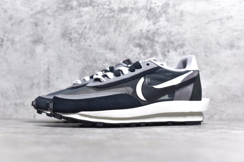 Sacai x Nike LVD Waffle Daybreak Mens Running Shoes Sneakers Gray Black