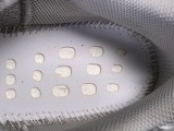 Adidas Yeezy 700 V2 Static EF2829 NEW WITH BOXS