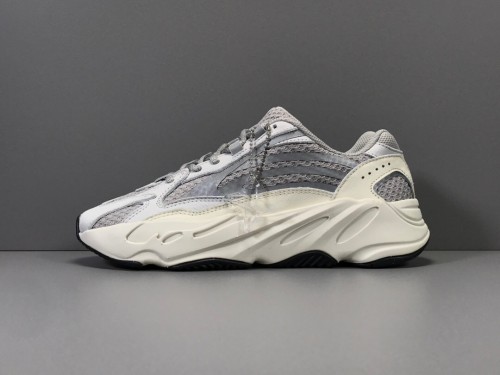 Adidas Yeezy 700 V2 Static EF2829 NEW WITH BOXS