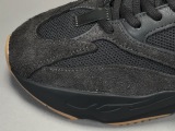 Adidas Yeezy 700 UTIBLK FV5304 WITH BOXS