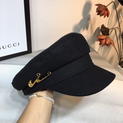 Versace new Medusa head pin design wool hat