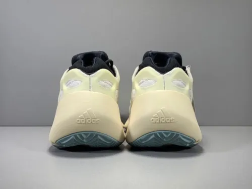 Adidas YEEZY 700 V3  AZAEL FW4980