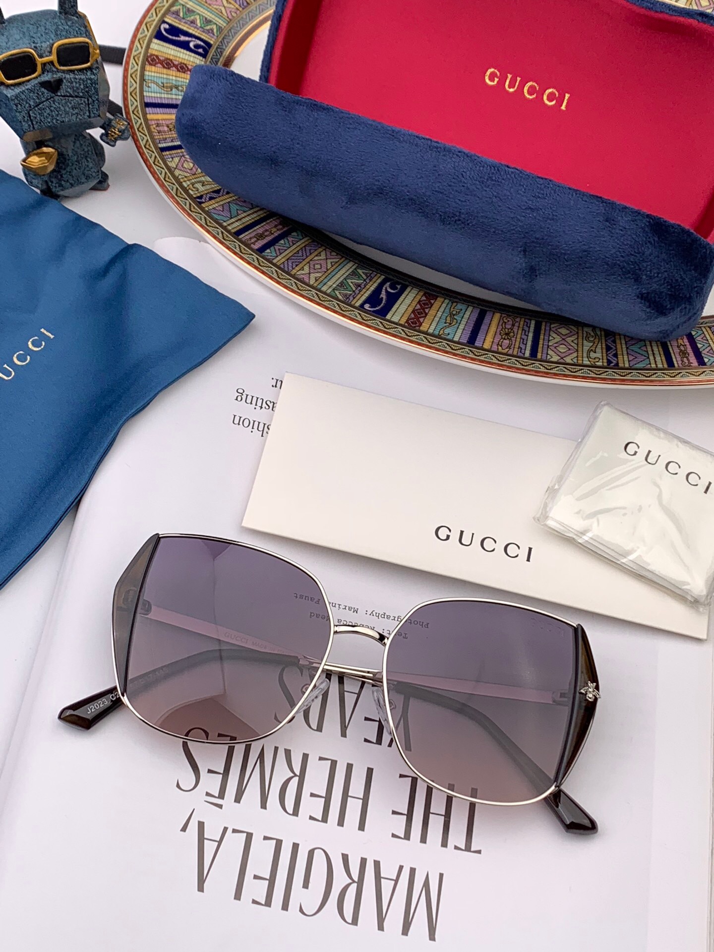 gucci big frame sunglasses