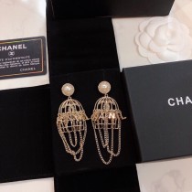 Chanel classic Logo fashion tassel earrings