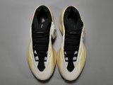 YEEZY 700 V3 SRPHYM G54853