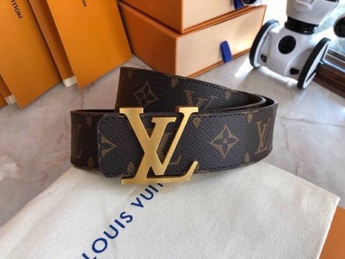 LV Louis Vuitton classic belt width 40 cm