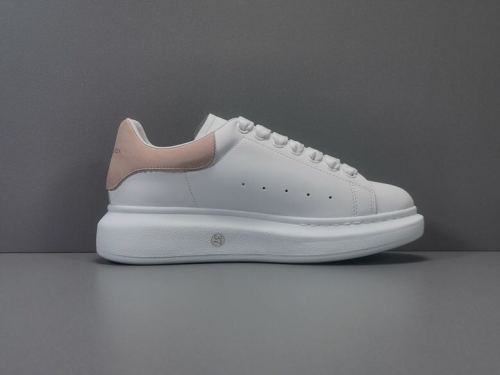 Alexander McQueen Women's White Sneaker Pink Tailed Shoes
