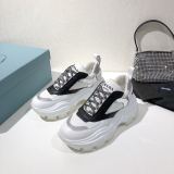 Prada Women's Fashion Sneakers Black/White