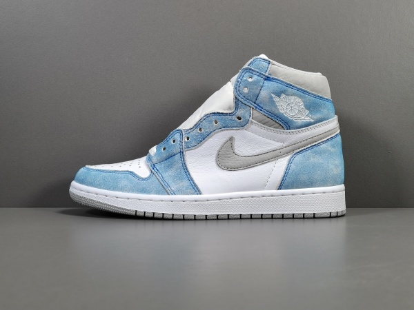 Nike Air Jordan 1 Retro High OG＂Hyper Royal＂555088-402