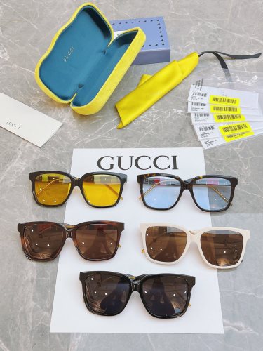 Gucci GG0599SA All-match Fashion Sunglasses Size:54口16-150