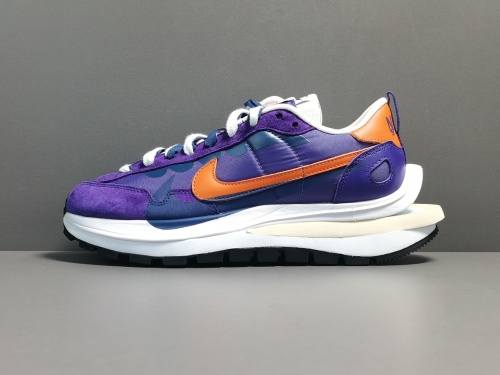 Sacai x Nike VaporWaffle Dark Leis Purple DD1875-500