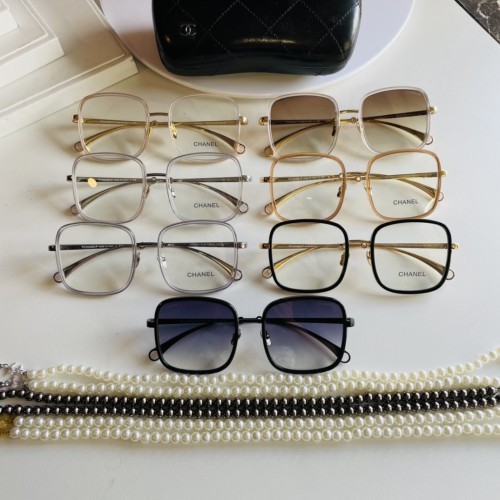 Chanel Double C logo Fashion Square Frame All Match Sunglasses Size: 53-18-140