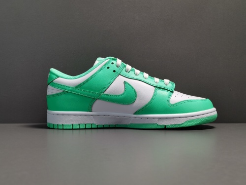 NIKE DUNK LOW ＂Green Glow＂DD1503-105