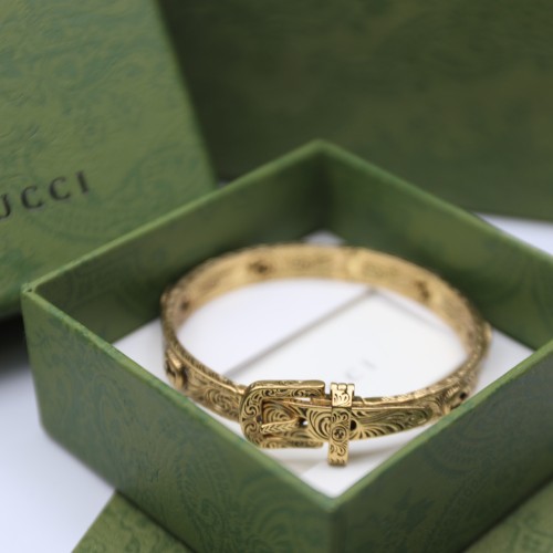 Gucci Belt Buckle Logo Vintage Fashion Bracelet