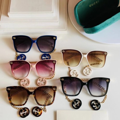 Gucci Fashion Chain Logo Sunglasses