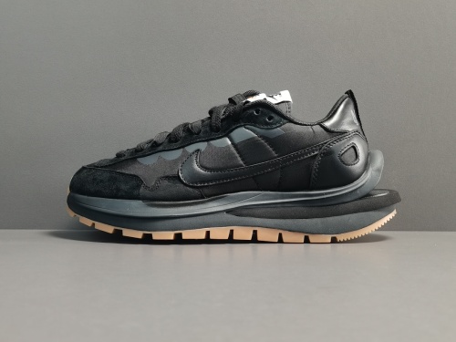 Sacai x Nike VaporWaffle  Nylon Black  DD1875-001