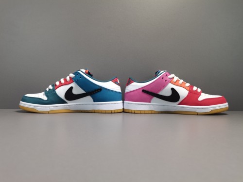 NIKE SB Dunk Low PRO DH7695-100