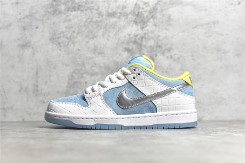 FTC x Nike SB Dunk Low DH7687-400