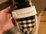 Burberry Women Classic Lattice Sneakers Shoes