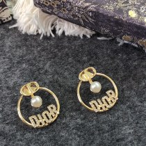 Dior New Simple Letter Earrings