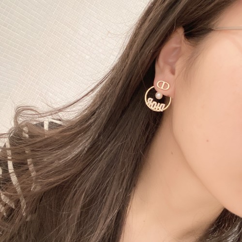 Dior New Simple Letter Earrings