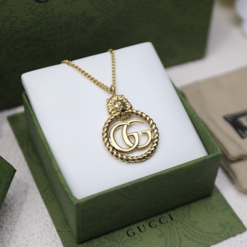 Gucci Classic Double G LOGO Necklace