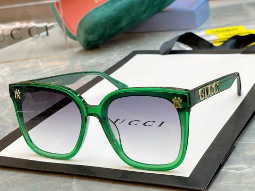 Gucci GG0617SK Double NY New Logo Sunglasses Size: 55 Ports 15-145