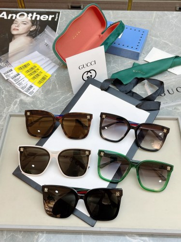 Gucci GG0617SK Double NY New Logo Sunglasses Size: 55 Ports 15-145