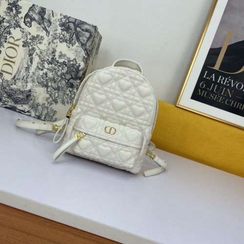 Dior CD Tengge Love Backpack Size: 16×21×8.5cm