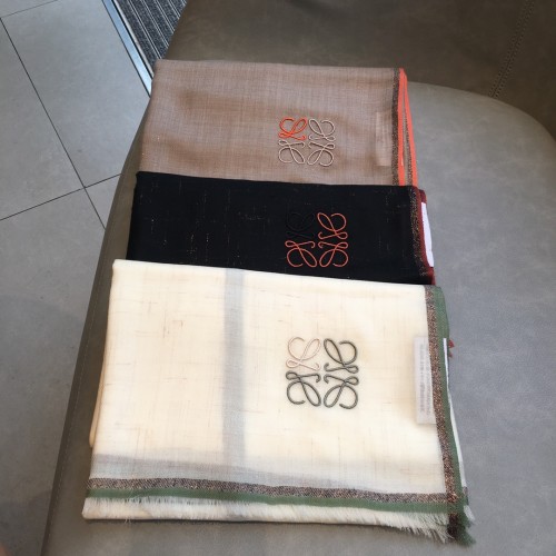 Loewe Classic Logo Four Side Metal Frame Cashmere Shawl Scarf Size: 90*200cm