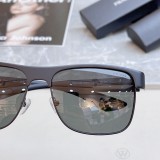Prada Classic Red Striped Square Sunglasses Size:62口16-135