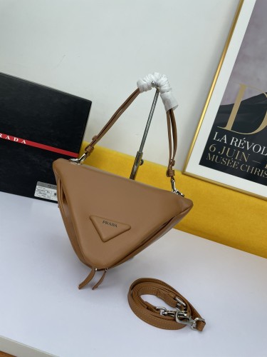 Prada Triangle Calfskin Crossbody Bag Size: 24x16x13.5CM