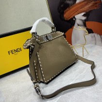 FENDl Classic Peekaboo Trapezoid Crossbody Bag Casual Bag