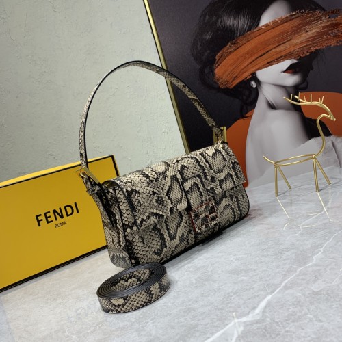 Fendi Classic Vertigo Snake Print Casual Portable Messenger Bag Size 28x6x13.5cm