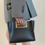 Fendi Way Double F Suction Buckle Hand-held Crossbody Bag