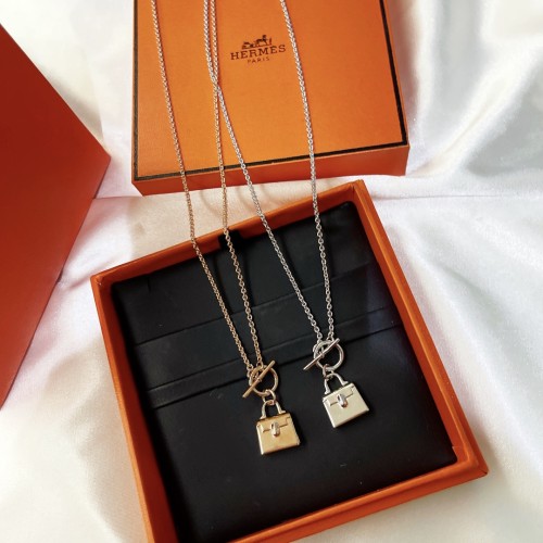 Hermes Glossy Handbag Pendant Necklace