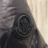 Men's Moncler Quilted Hooded Jacket Down Jacket Black