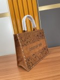 Dior Leather Carved Three-dimensional Flower Handbag