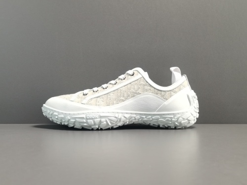 Dior Men Low Cut White Sneakers 3SN277ZJW H060