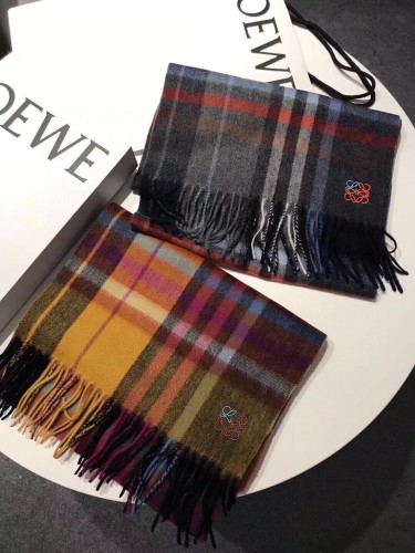 Loewe Cashmere Water Ripple Color Block Scarf Size: 30*180cm