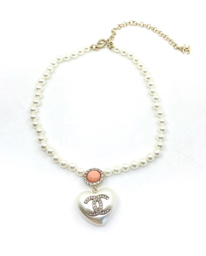 Chanel Fashion Love Pearl Necklace