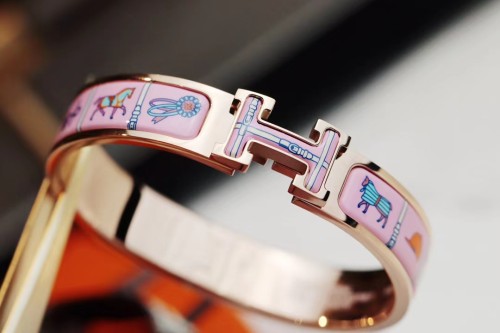 Hermès H Letter Inlaid Enamel Porcelain Bracelet Pink Size 17, 19