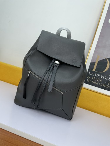 Loewe Fashion and Simple Backpack Backpack Size: 33x44.5x19 cm