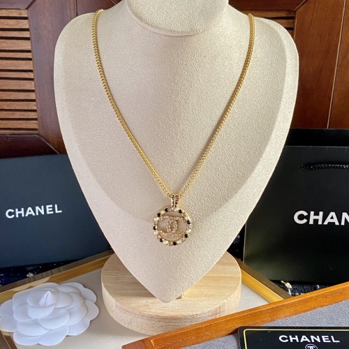 Chanel Fashion Simple Logo Necklace