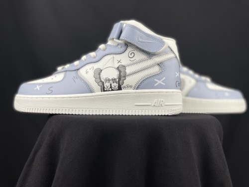 KAWS x NIke Air Force 1 Mid White Gray Graffiti Doll Joint Sports Sneakers