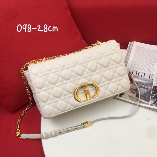 Dior Rattan Check Lamb Pattern Seven Liantie Bag Crossbody Bag White Size: 28x 17x 11 cm