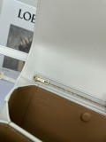 Loewe Classic Goya Crossbody Bag White Size: 22.5*15.5*6cm