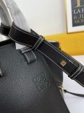Loewe Hammock Bag Hammock Bag Black Size: 29*14*26cm